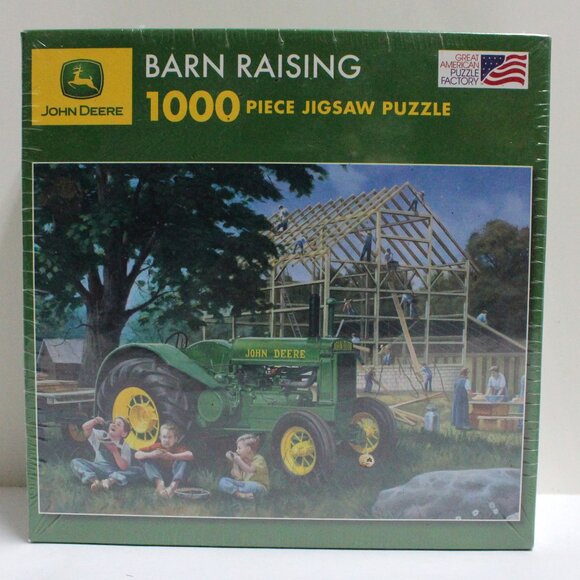 New John Deere Barn Raising 1000 Piece Jigsaw Puzzle in Sealed Box - Picture 1 of 6